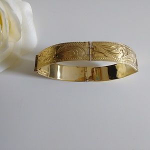 14 K Gold Plated Bracelet / Carved design.